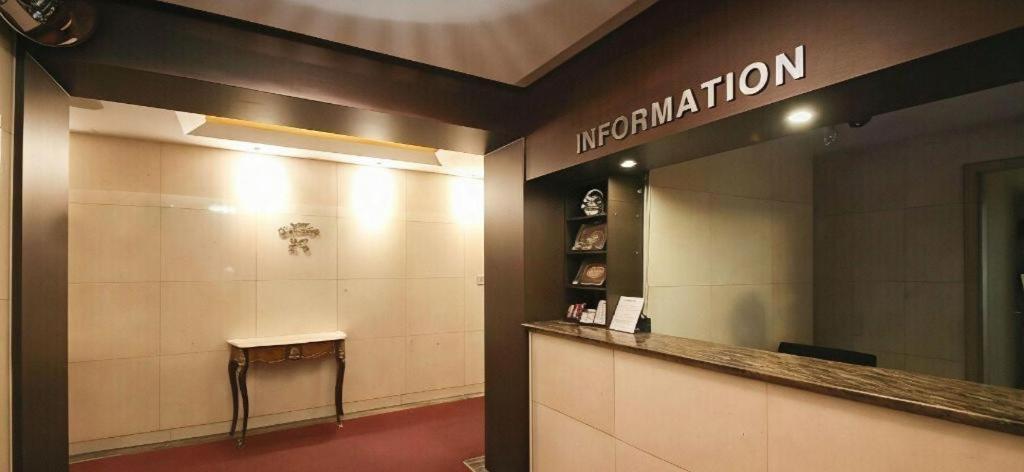 Sinyoung Motel Сеул Екстериор снимка